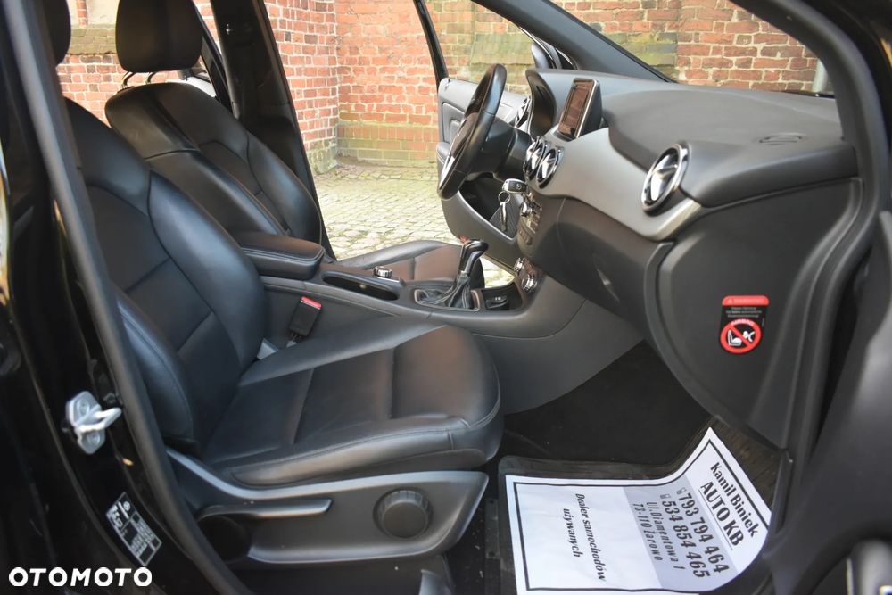 Mercedes-Benz Klasa B 180 (BlueEFFICIENCY) - 6
