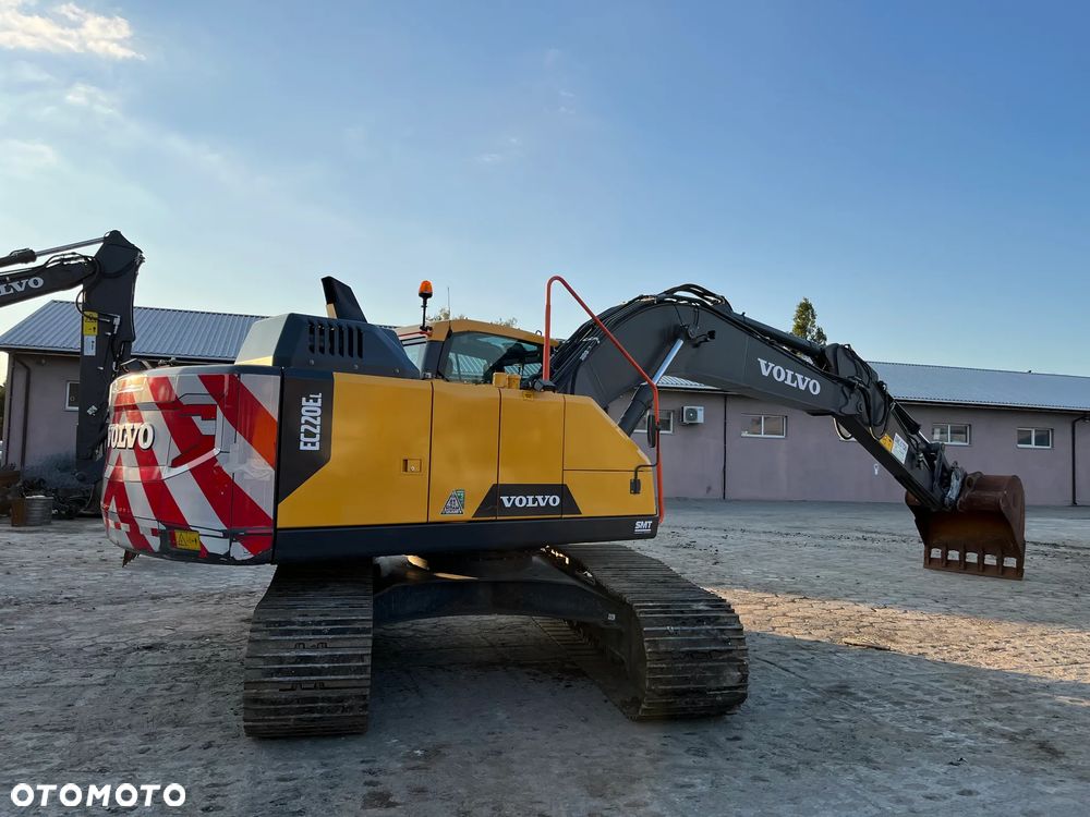 Volvo EC220EL - 18