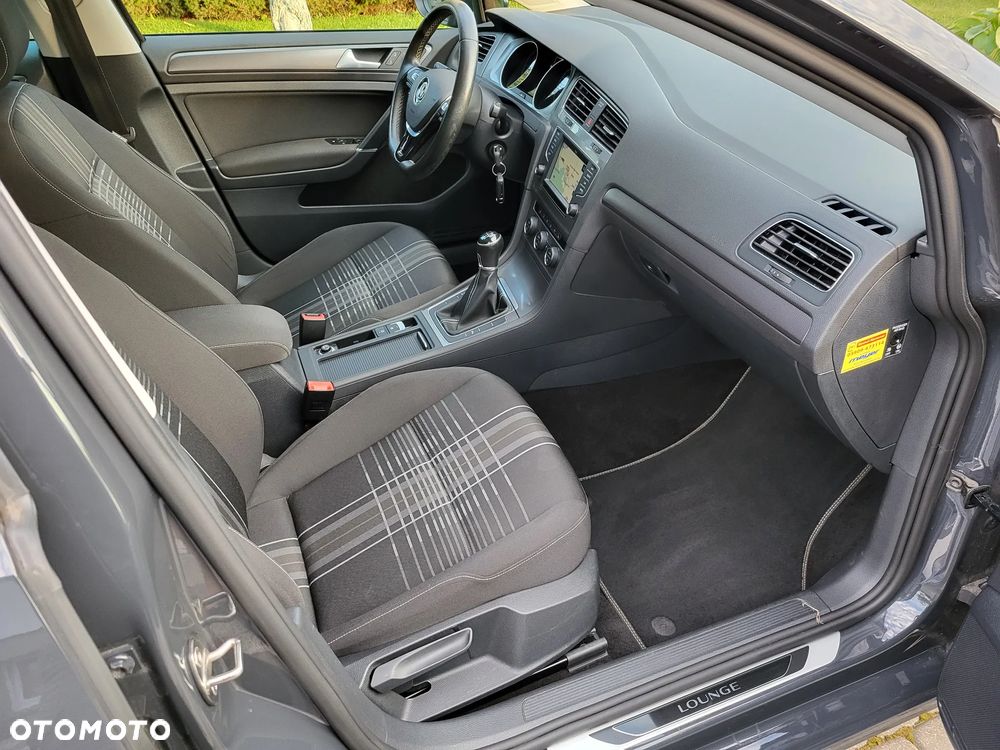 Volkswagen Golf 2.0 TDI BlueMotion Technology Lounge - 6