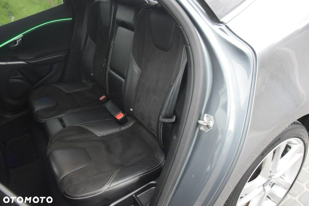 Volvo V40 D4 RDesign - 25