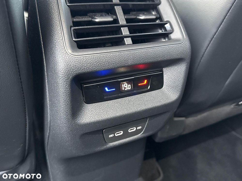 Volkswagen Tayron 2.0 TSI 4Mot Elegance DSG - 29