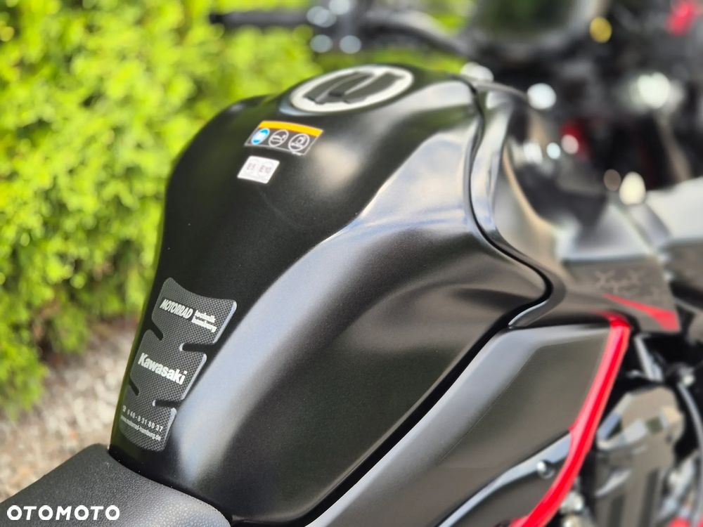 Kawasaki Z 900 - 19