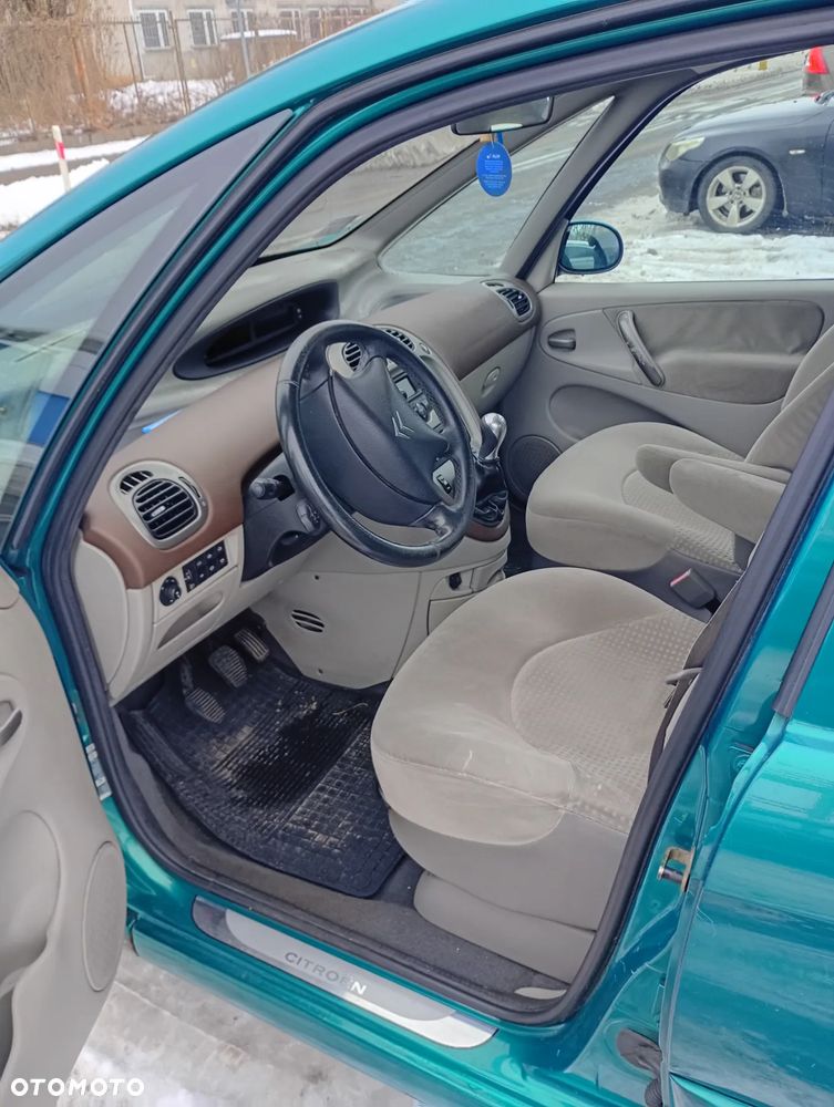 Citroën Xsara Picasso 1.8i 16V Exclusive - 9
