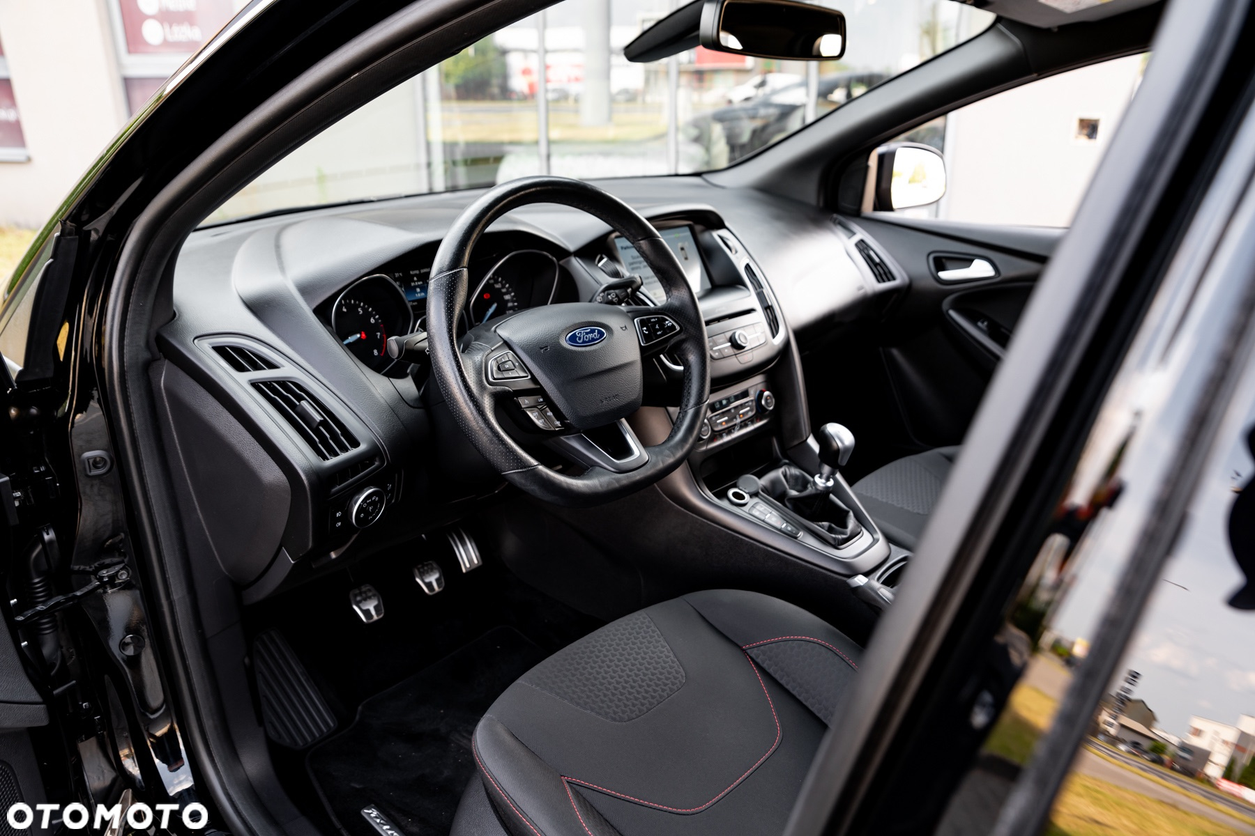 Ford Focus 1.5 EcoBoost Start-Stopp-System ST-LINE - 22