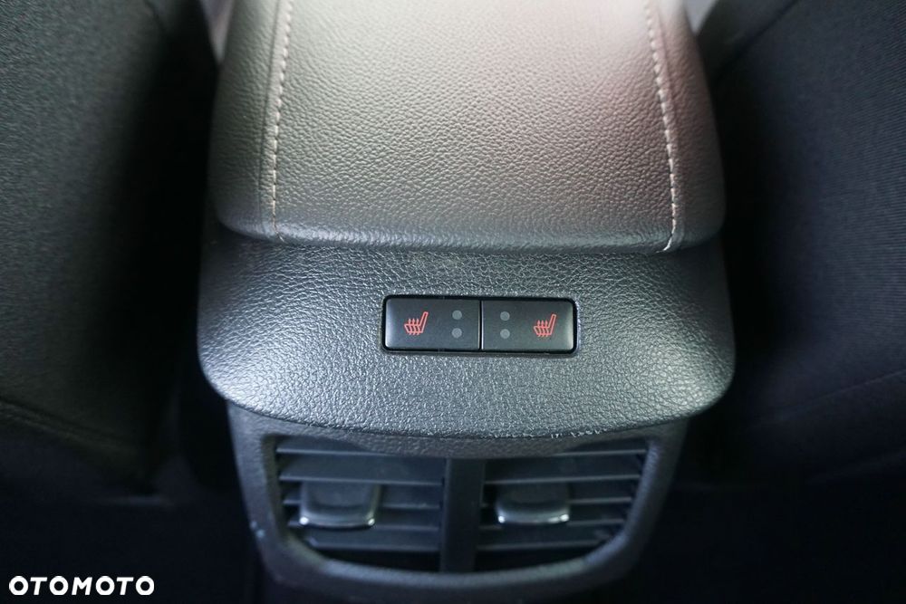 Ford Mondeo 2.0 TDCi Titanium - 20