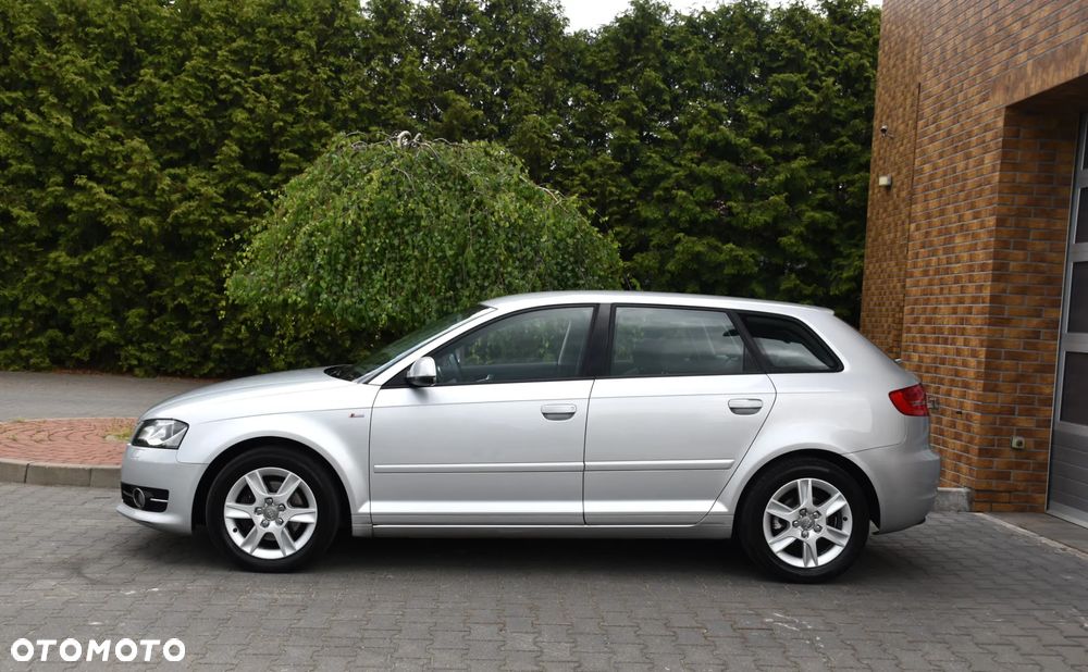 Audi A3 Sportback 2.0 TDI DPF S line Sportpaket - 5