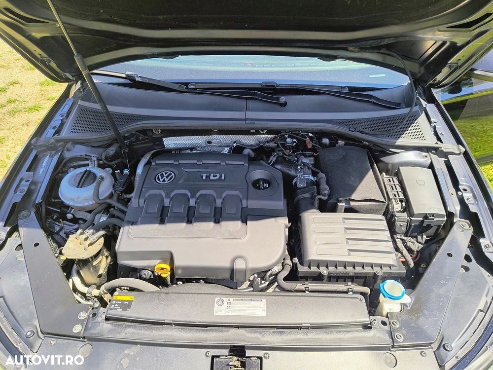 Volkswagen Passat 1.6 TDI Comfortline - 10