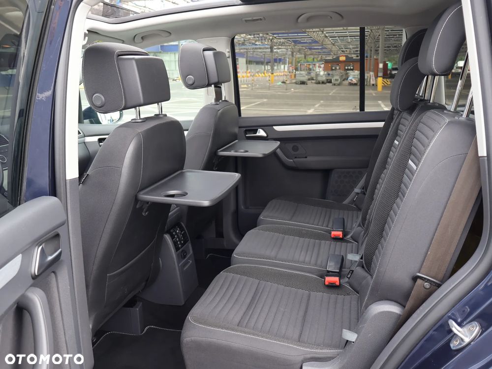 Volkswagen Touran 1.4 TSI Cup - 31