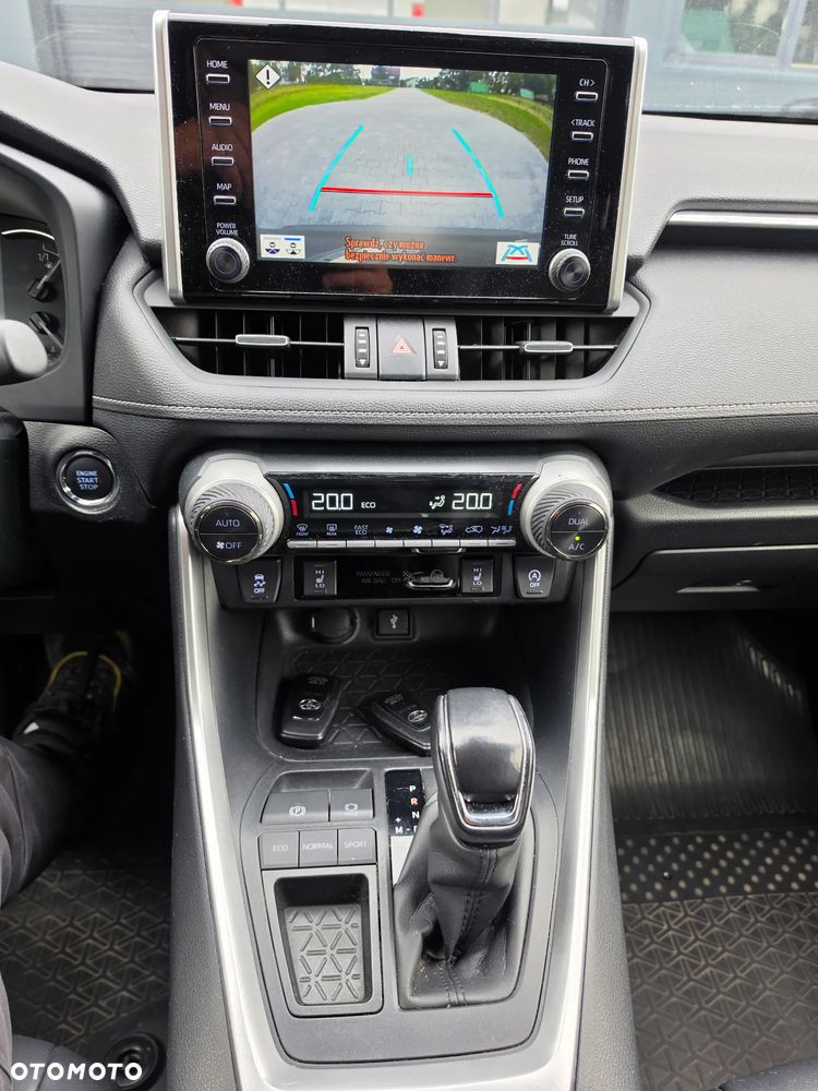 Toyota RAV4 - 7
