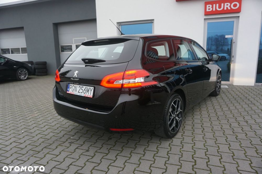 Peugeot 308 1.6 BlueHDi Active S&S EAT6 - 4