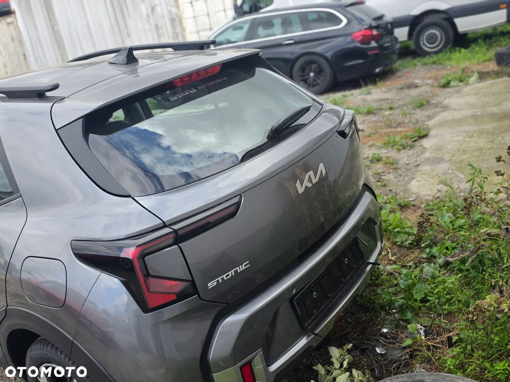 Kia Stonic 1.0 T-GDI 100 OPF DCT7 Edition 7 - 11