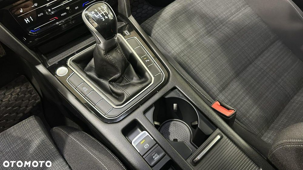 Volkswagen Passat 1.5 TSI EVO Business - 18