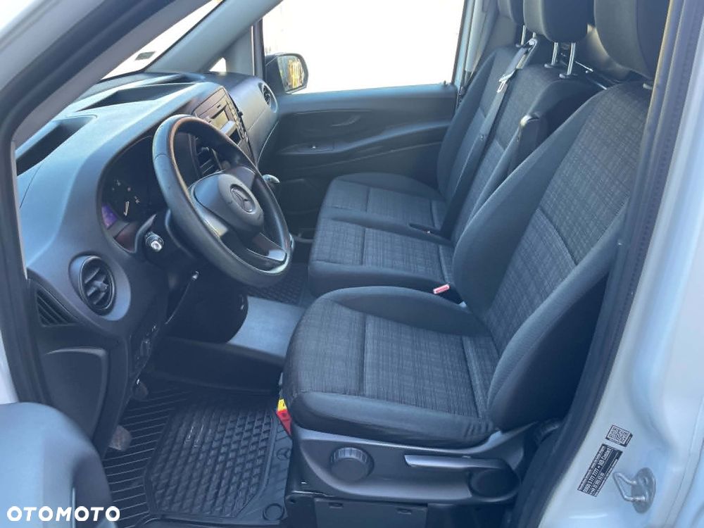 Mercedes-Benz Vito - 11