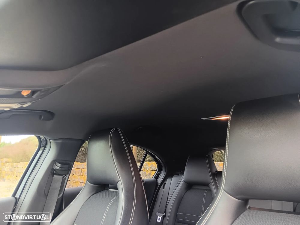 Mercedes-Benz A 180 CDI (BlueEFFICIENCY) Urban - 21