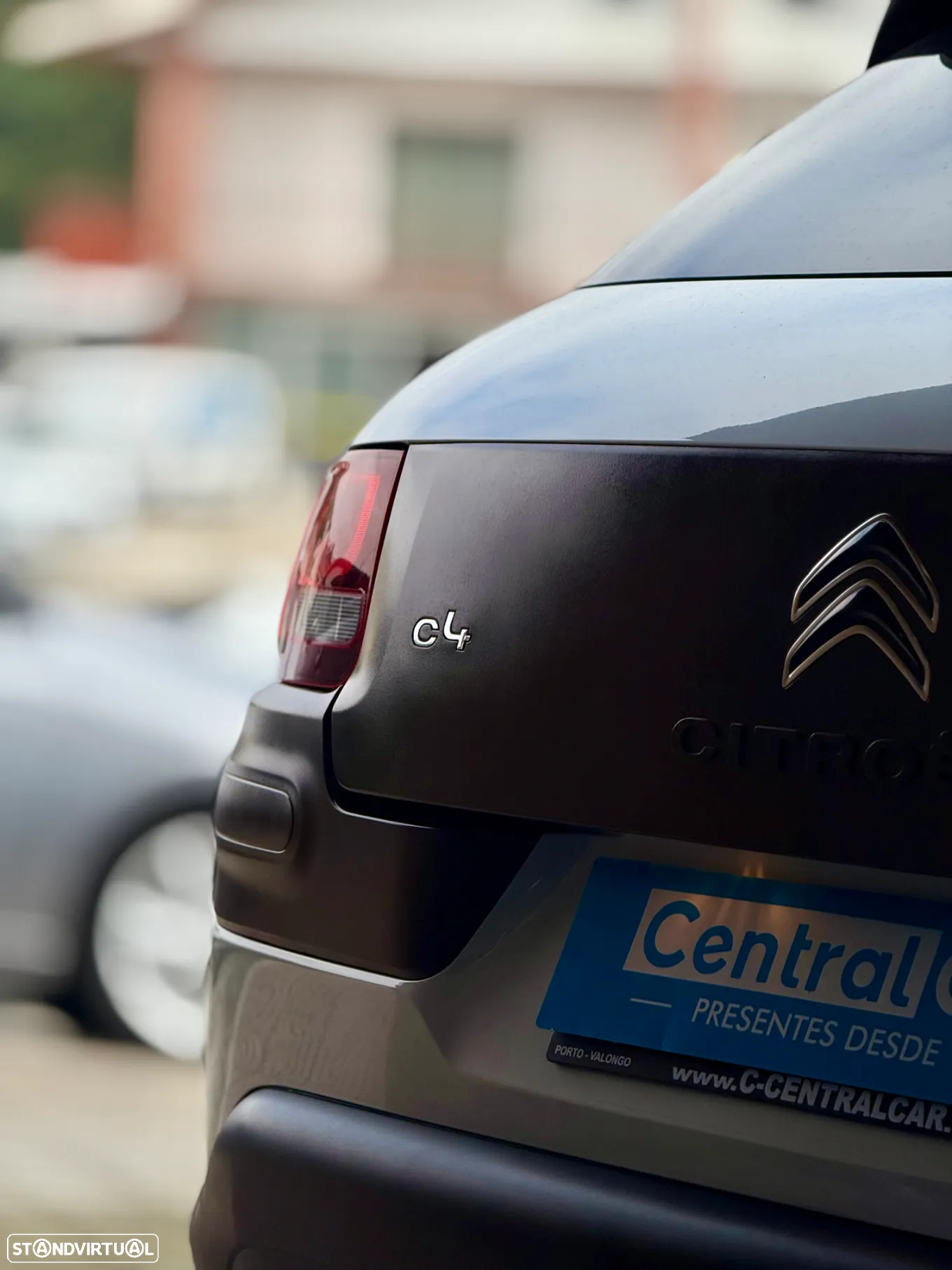 Citroën C4 Cactus 1.2 PureTech Shine - 28