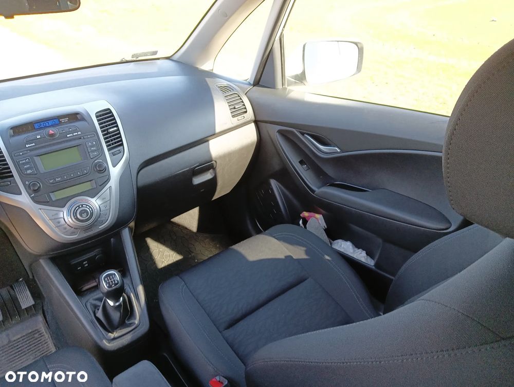 Hyundai ix20 - 12