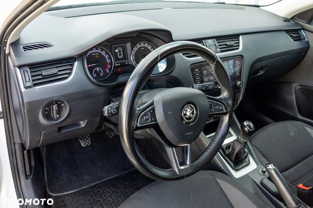 Skoda Octavia 2.0 TDI Ambition EU6 - 24
