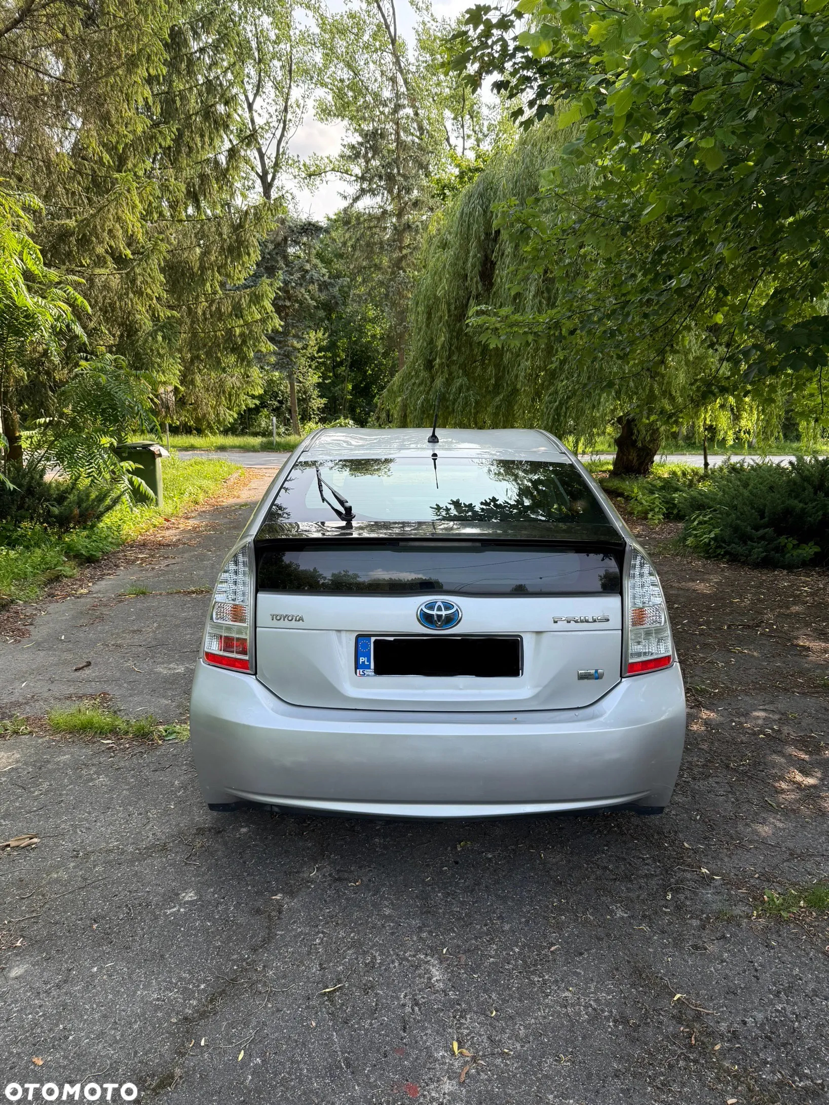 Toyota Prius (Hybrid) Executive - 5