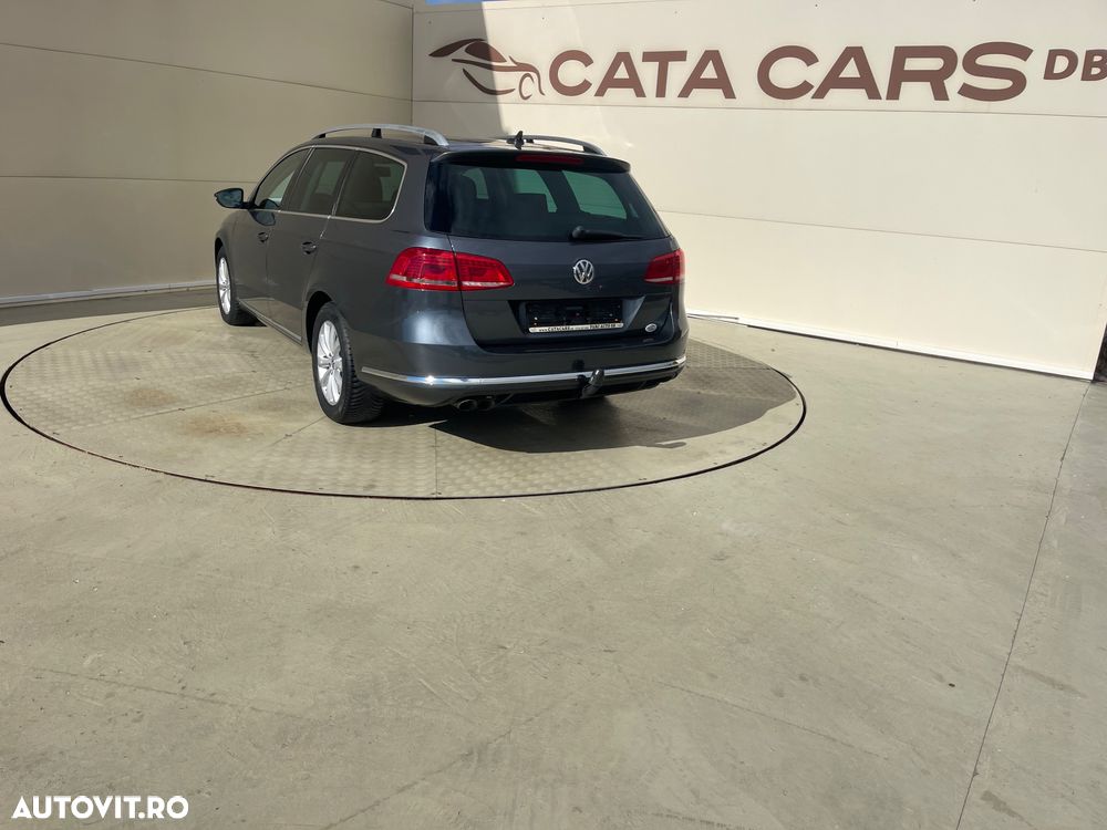 Volkswagen Passat 2.0 TDI BlueMotion Tehnology DSG Comfortline - 11