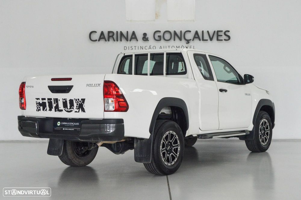 Toyota Hilux 2.4 D-4D 4X2 Cabine Extra 3L - 13