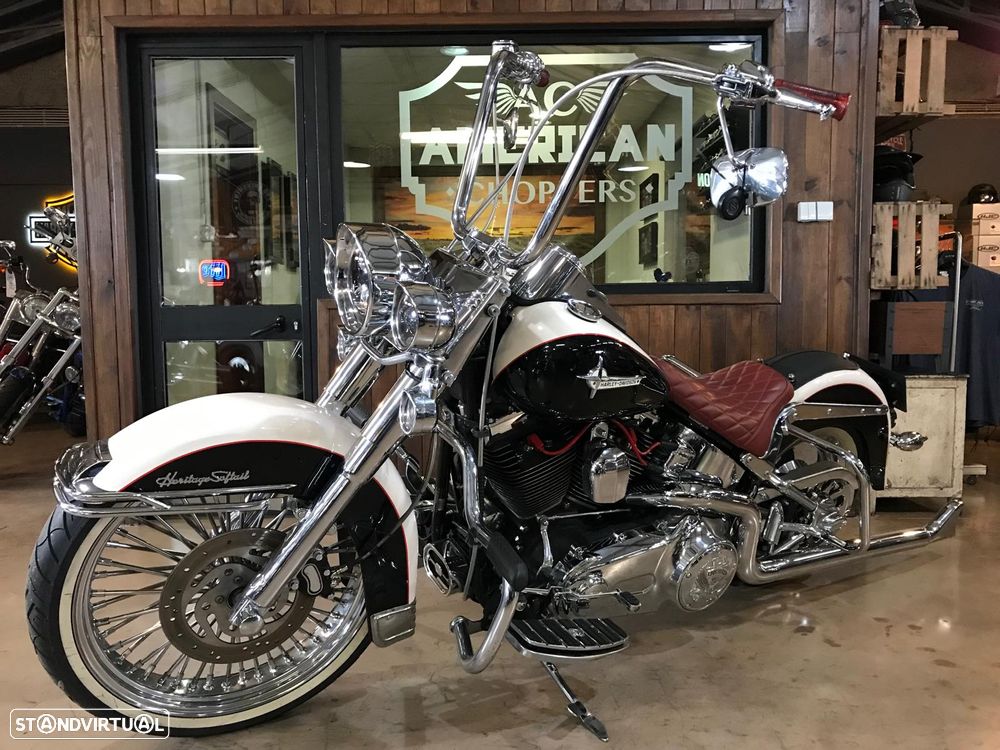 Harley-Davidson Softail Deluxe Chicano Vicla - 13