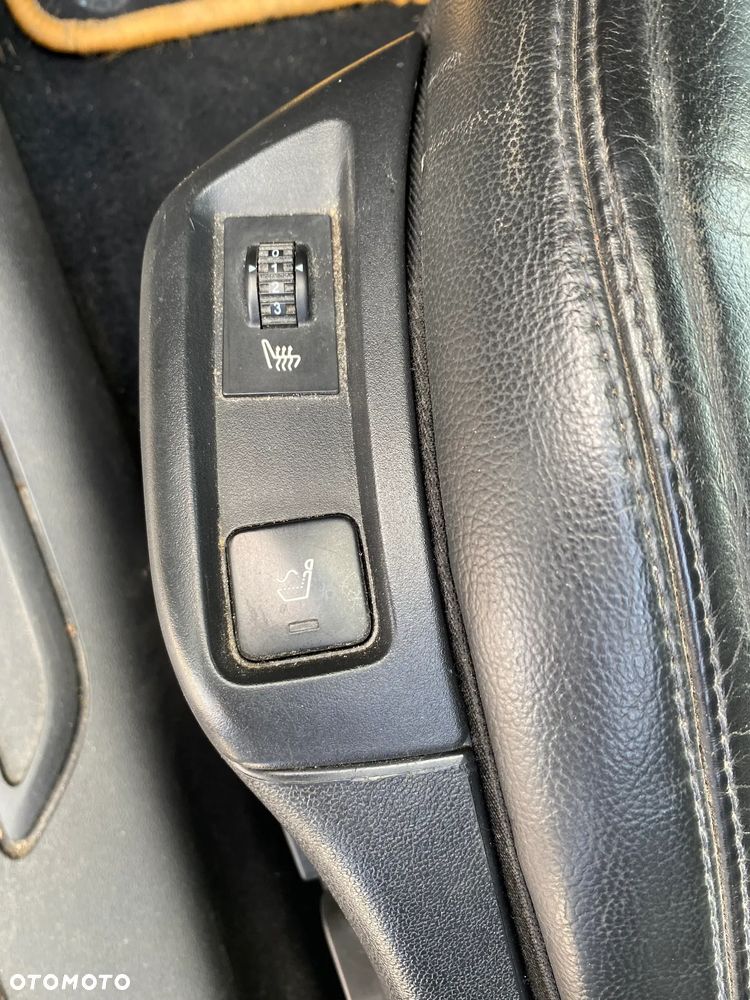 Citroën C5 e-HDi 110 EGS6 FAP Business Class - 23