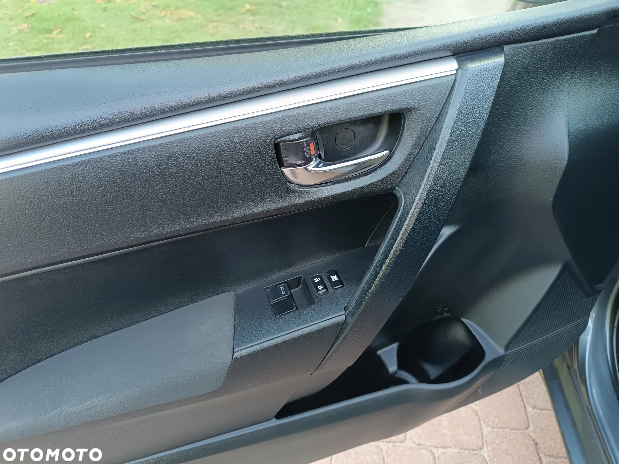 Toyota Corolla 1.6 Comfort - 24