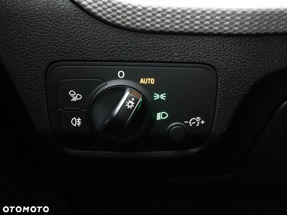 Audi Q2 35 TFSI - 29