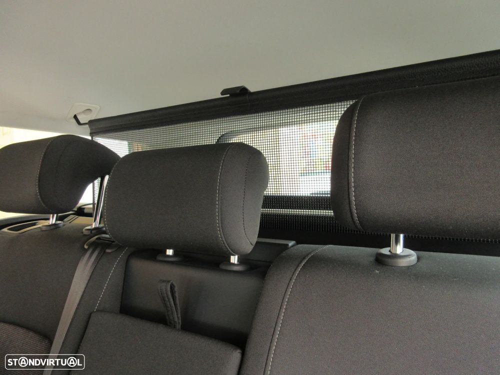 VW Passat Variant 1.6 TDI Confortline - 31