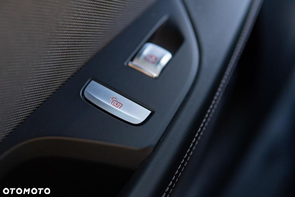 BMW Seria 8 840d xDrive mHEV - 39