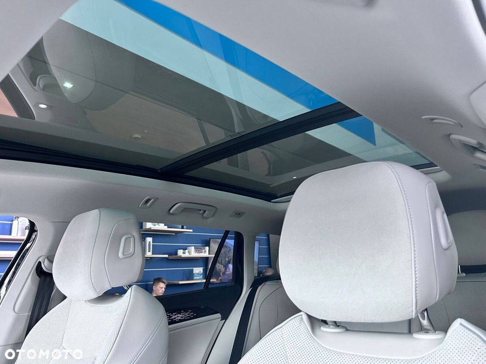 Volkswagen Passat - 30