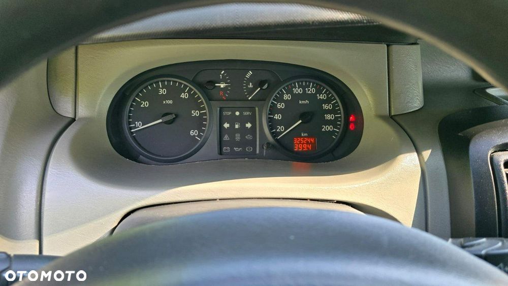 Renault Trafic - 22