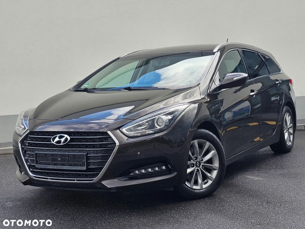 Hyundai i40 Kombi 1.7 CRDi Premium - 1