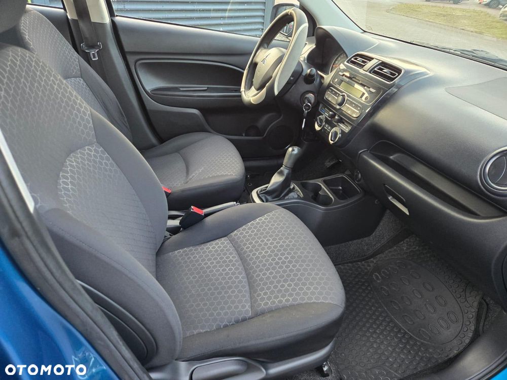 Mitsubishi Space Star - 11