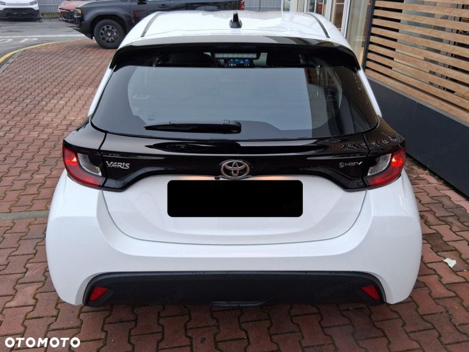 Toyota Yaris - 5