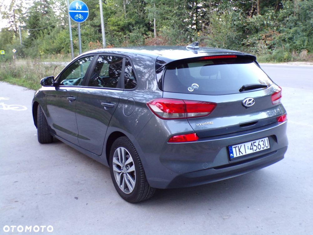 Hyundai i30 1.6 CRDI Intro Edition - 14