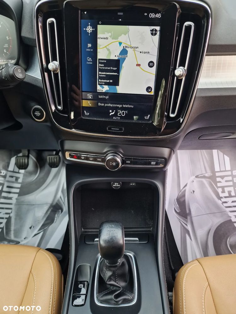 Volvo XC 40 D3 Momentum Pro - 25