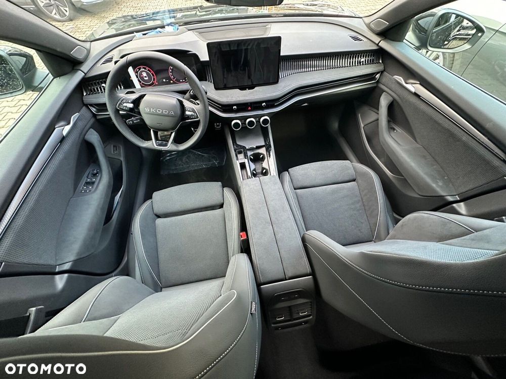 Skoda Superb 2.0 TDI SCR 4x4 Sportline DSG - 5