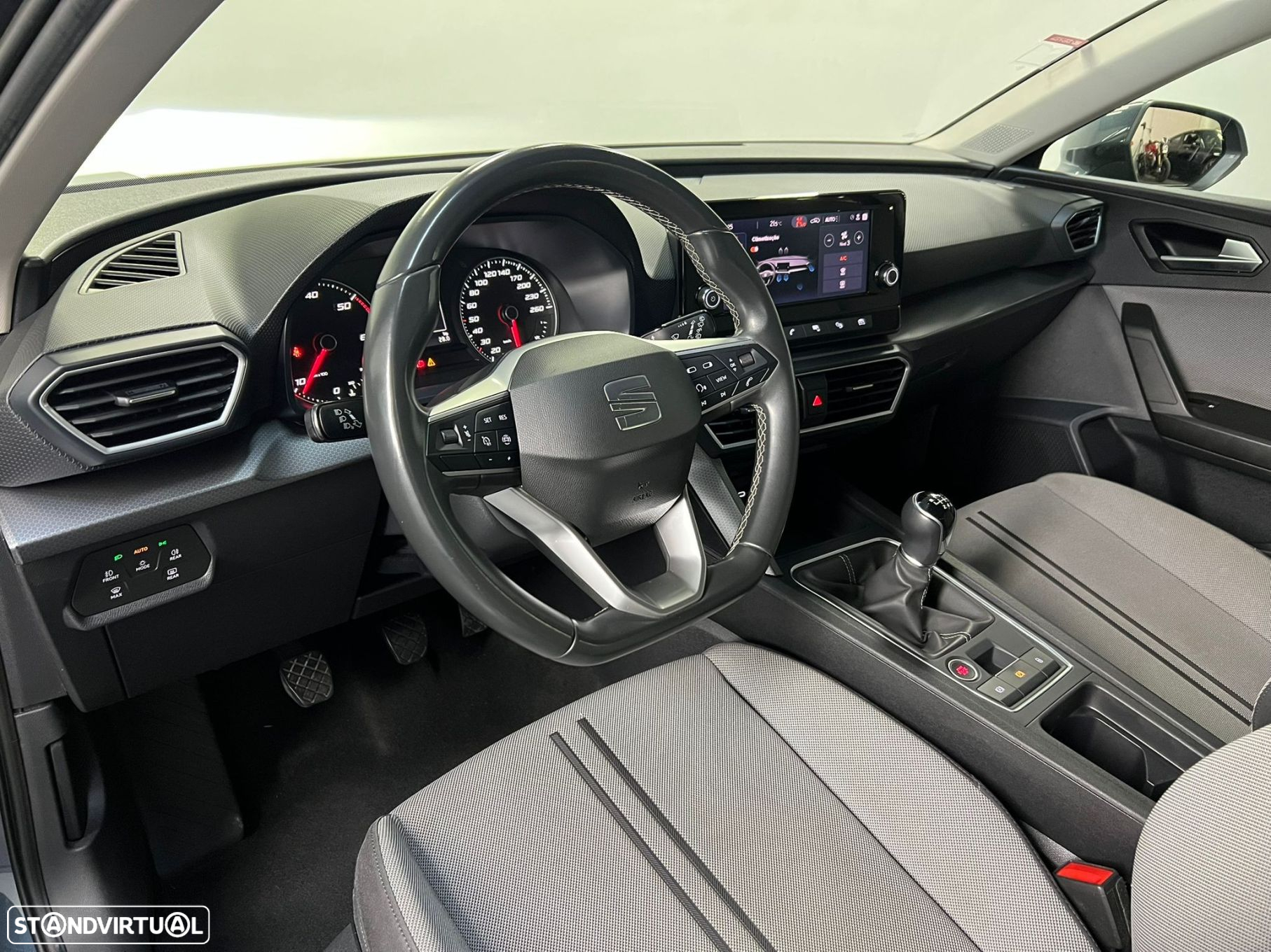 SEAT Leon ST 2.0 TDI Style - 5