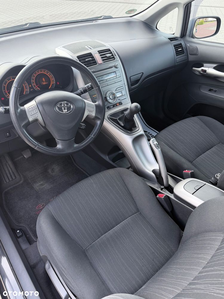 Toyota Auris 1.6 VVT-i Premium - 18