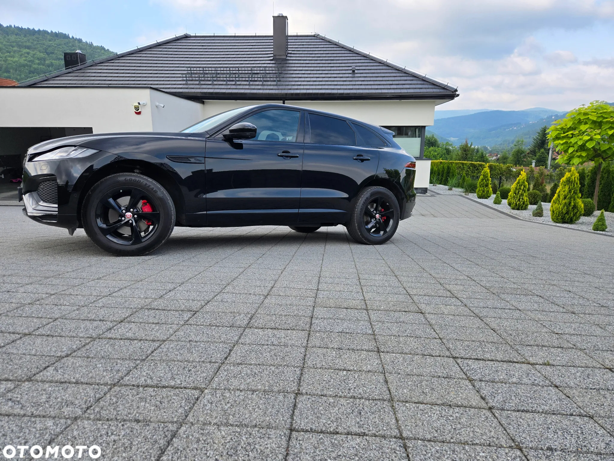Jaguar F-Pace - 2