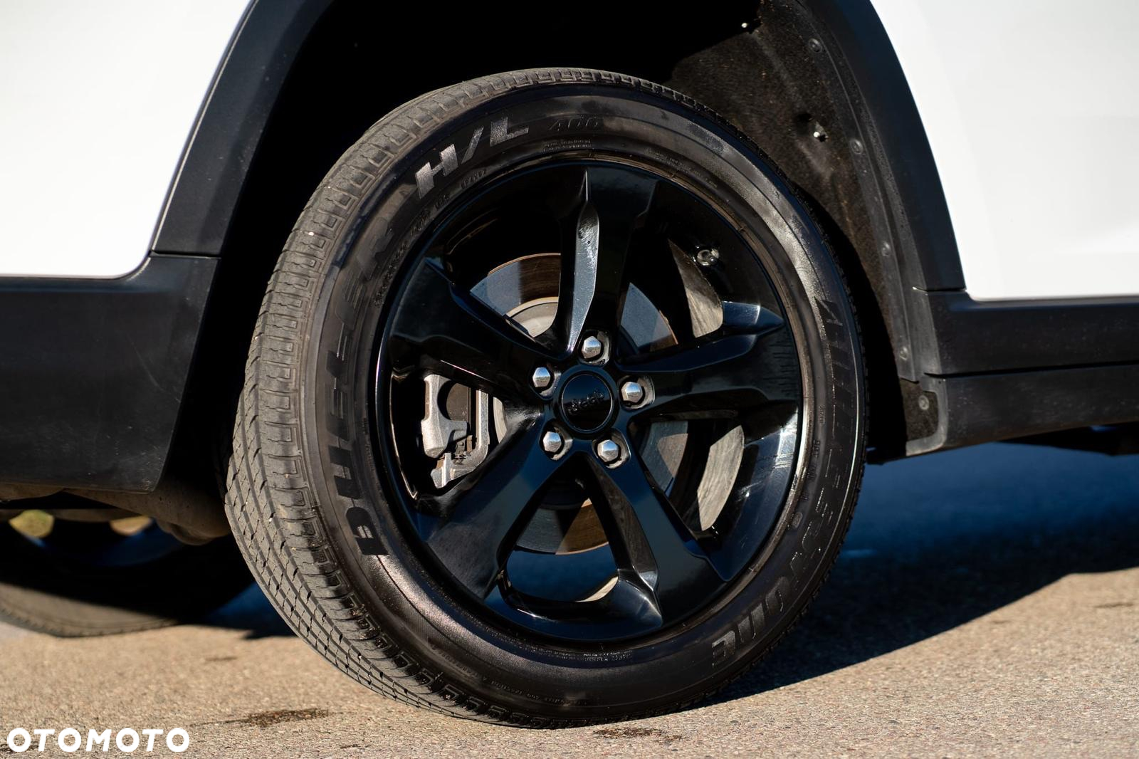 Jeep Grand Cherokee - 8