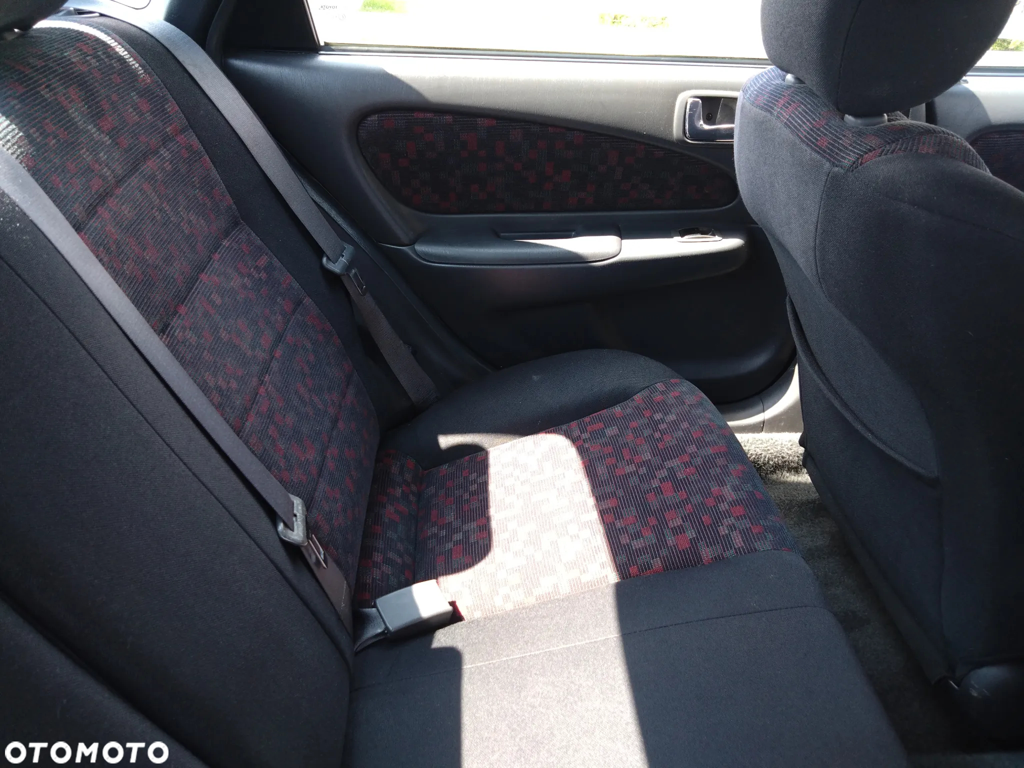 Toyota Corolla - 16