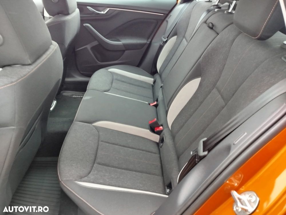 Skoda Kamiq 1.0 TSI DSG Selection - 29