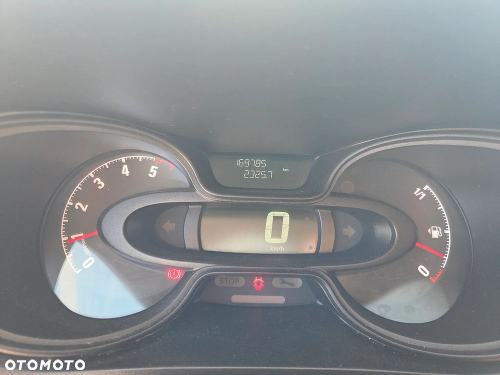 Opel Vivaro - 13