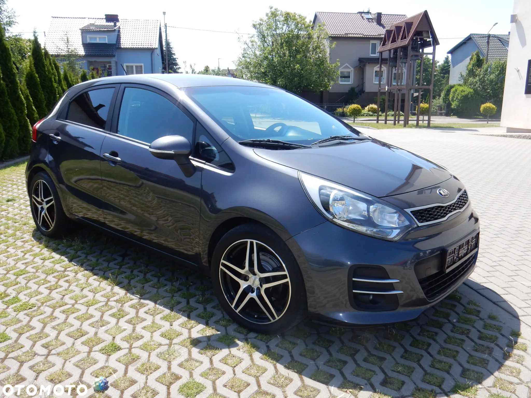 Kia Rio - 8
