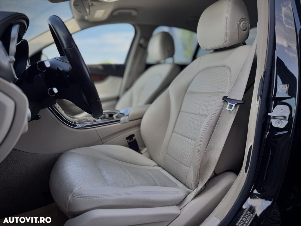 Mercedes-Benz C 200 4MATIC Aut. - 11