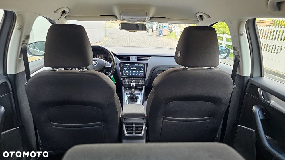 Skoda Octavia 2.0 TDI Ambiente - 14