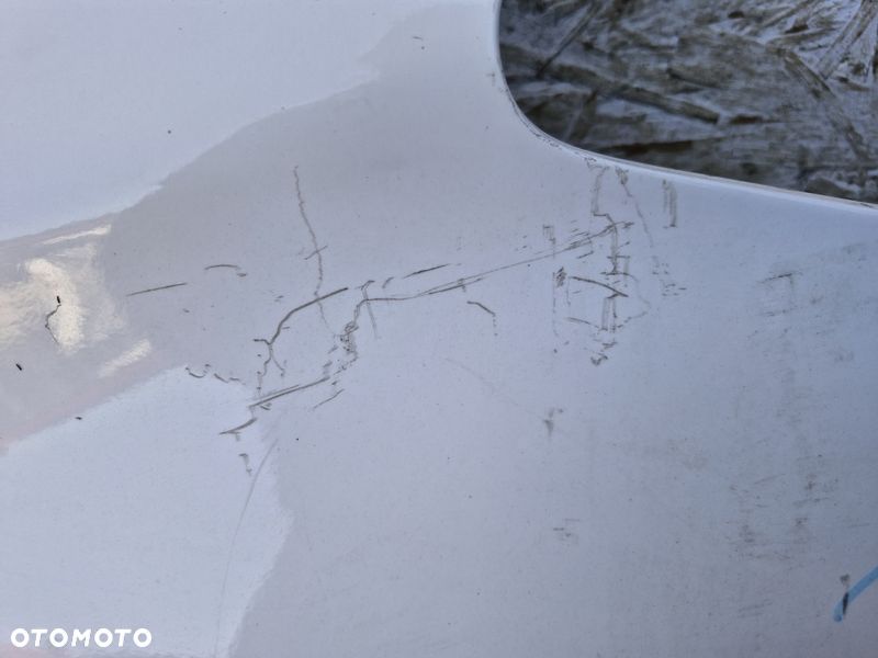 toyota yaris iii 3 błotnik prawy przód przedni - 3