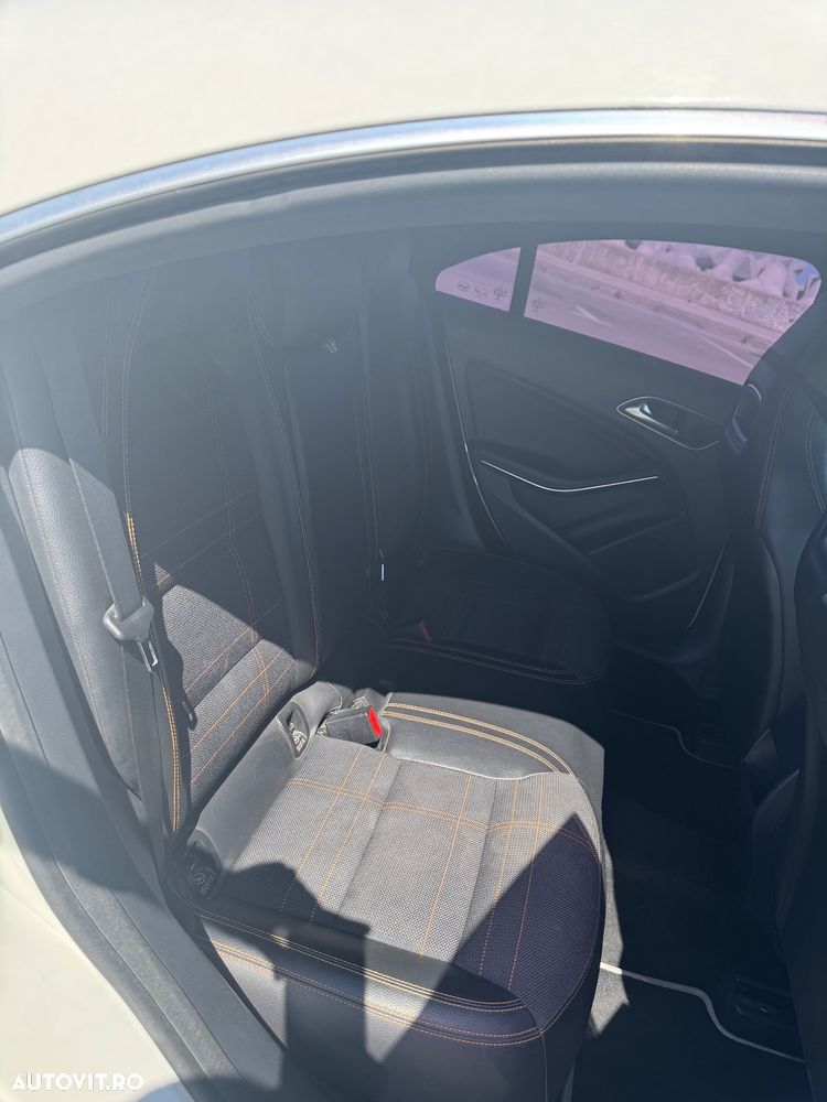 Mercedes-Benz CLA - 13